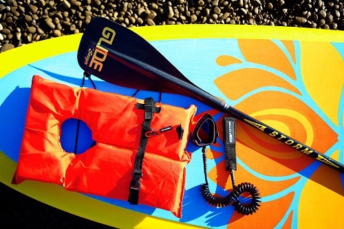 water safety, life jackets, whistles, paddle board safety